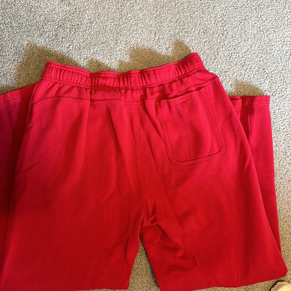 Men’s Reebok sweats - Picture 3 of 3